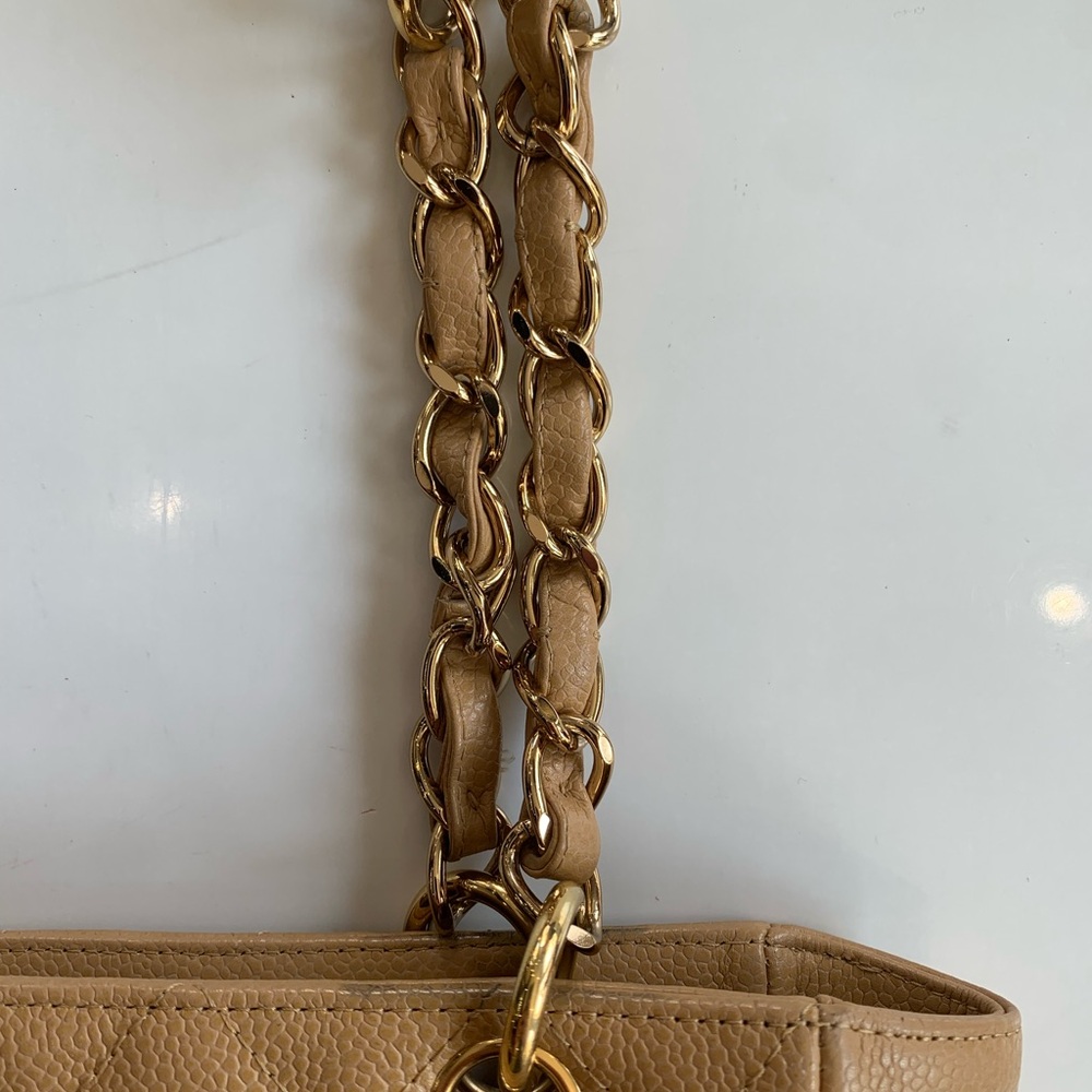 Chanel Vintage Beige Cavier Shoulder Bag - Picture 8 of 8